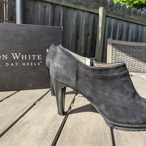 Ron White suede booties 7.5